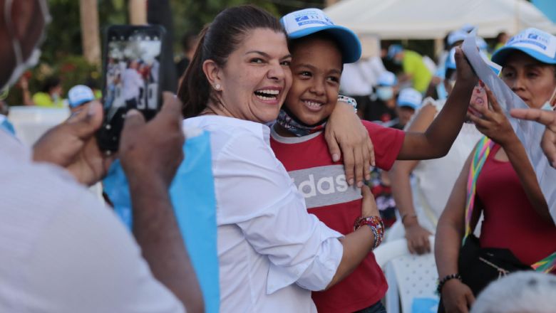 Liliana Bitar - Senadora